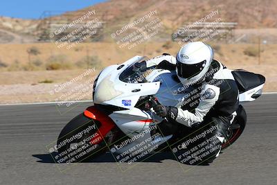 media/Sep-24-2022-TrackXperience (Sat) [[08127a19bf]]/Intermediate Group/session 1 turn 2/